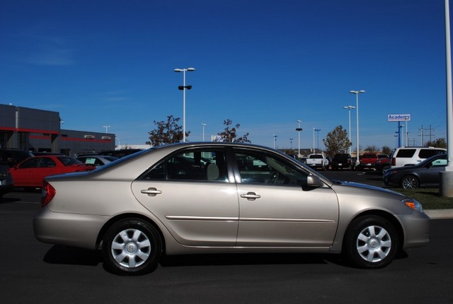Toyota Camry 2003 photo 3