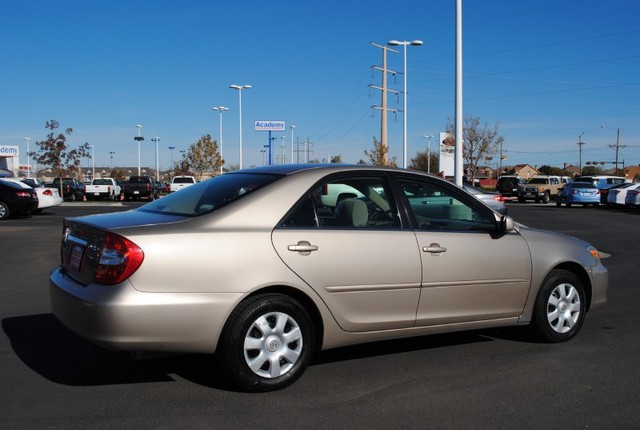 Toyota Camry 2003 photo 4