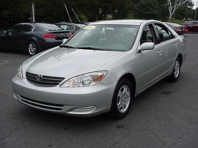 Toyota Camry Enthusiast 2D Roadster Sedan