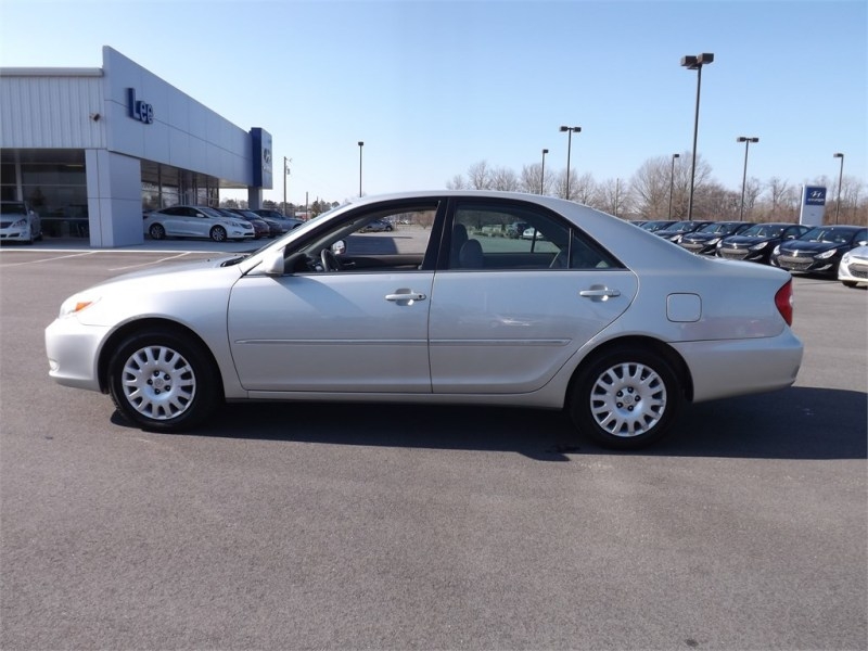 Toyota Camry 2003 photo 4