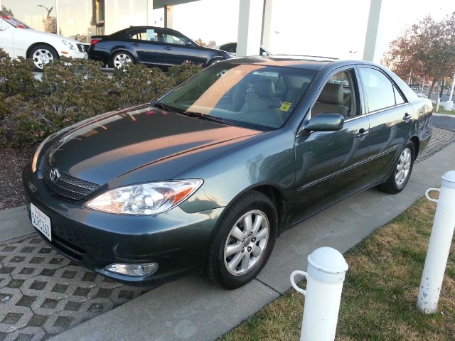 Toyota Camry Ext. Cab 6.5-ft. Bed 4WD Sedan