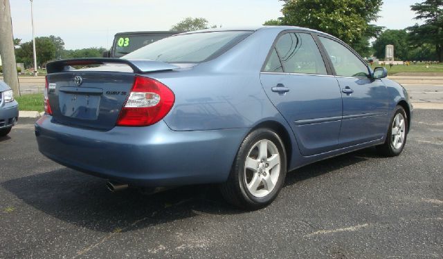 Toyota Camry SEL Sport Utility 4D Sedan