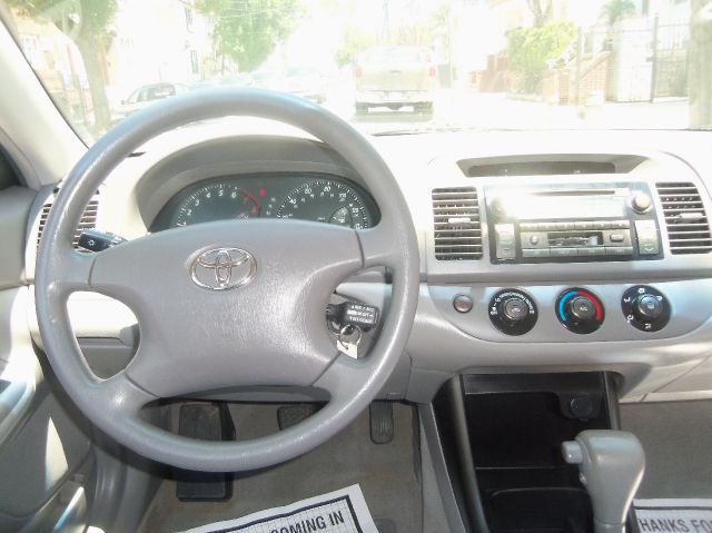 Toyota Camry 2003 photo 2