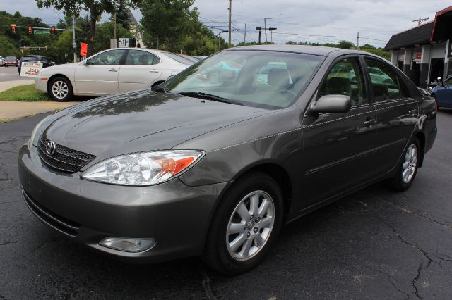Toyota Camry Ext. Cab 6.5-ft. Bed 4WD Sedan