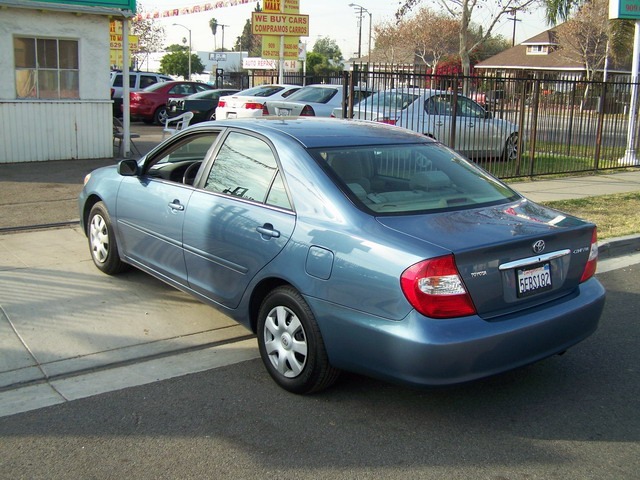 Toyota Camry 2003 photo 2