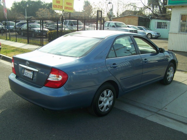 Toyota Camry 2003 photo 3