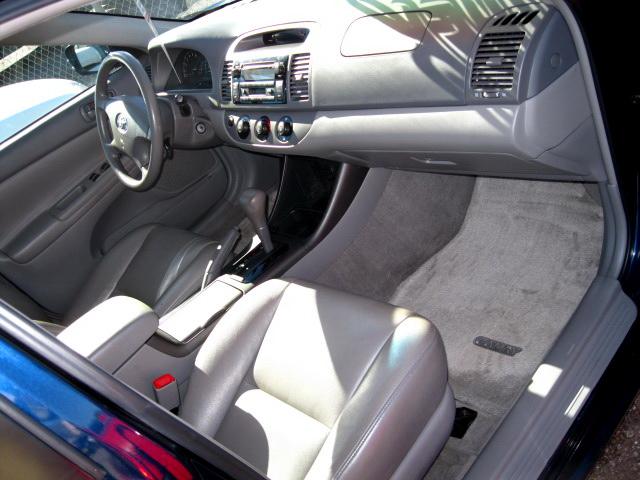 Toyota Camry 2004 photo 2