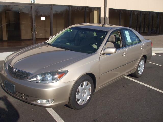 Toyota Camry 2.0 T - Clean Carfax Sedan