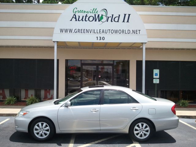 Toyota Camry SEL Sport Utility 4D Sedan