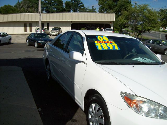 Toyota Camry 2004 photo 2