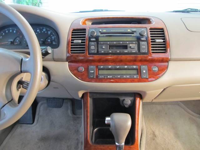 Toyota Camry 2004 photo 3
