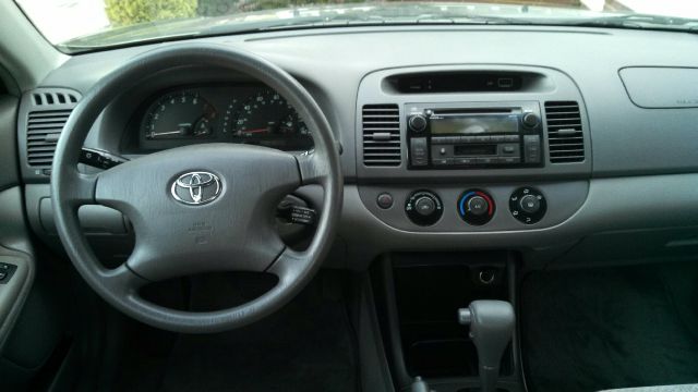 Toyota Camry 2004 photo 0