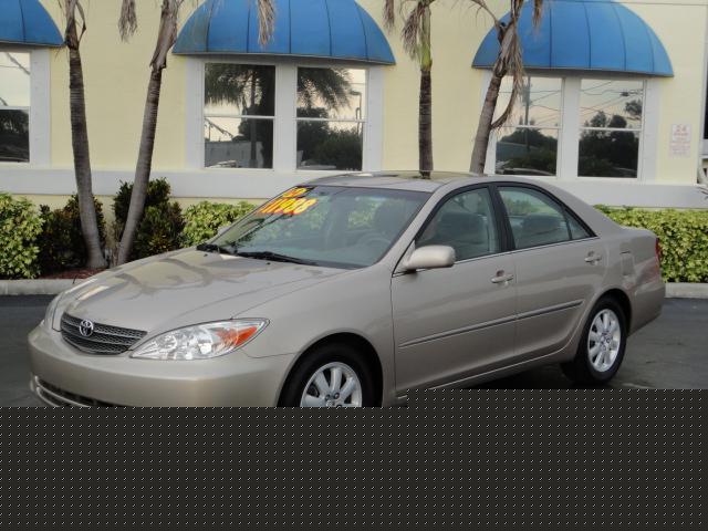 Toyota Camry 2004 photo 2