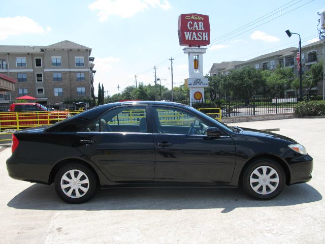 Toyota Camry 2004 photo 2