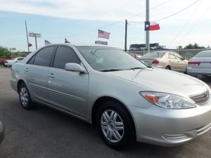 Toyota Camry 2004 photo 2