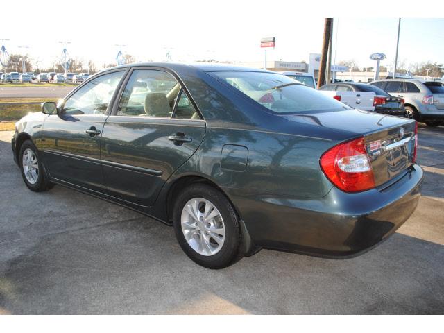Toyota Camry 2004 photo 2