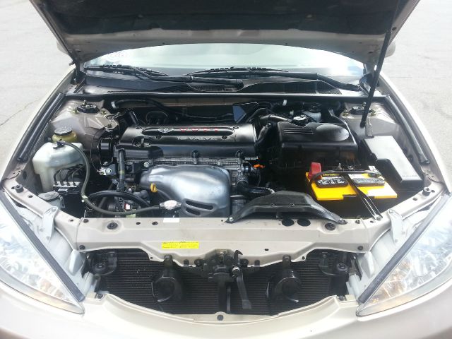 Toyota Camry 2004 photo 2