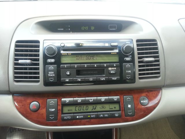 Toyota Camry 2004 photo 22