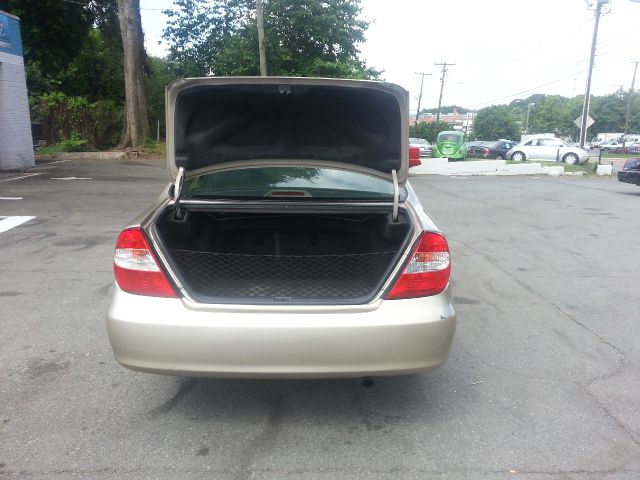 Toyota Camry 2004 photo 34