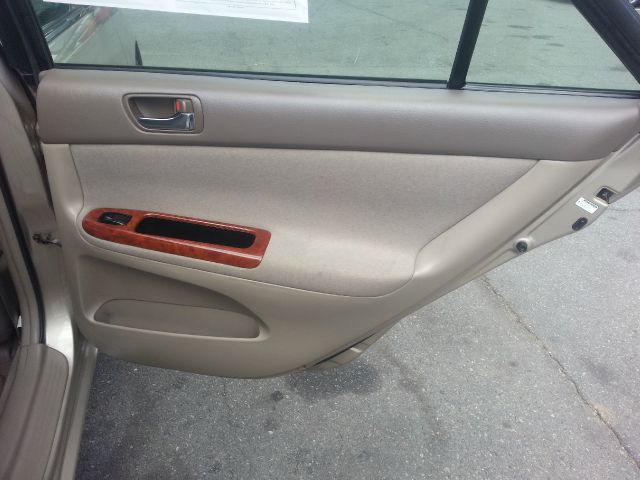 Toyota Camry 2004 photo 6