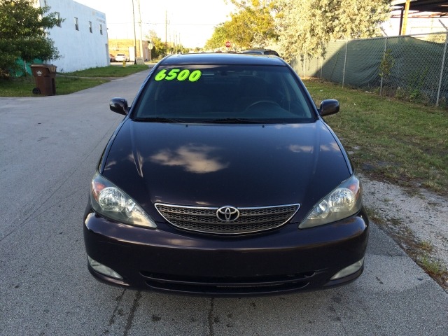 Toyota Camry 2004 photo 1