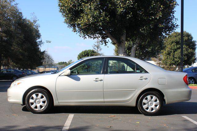 Toyota Camry 2004 photo 1