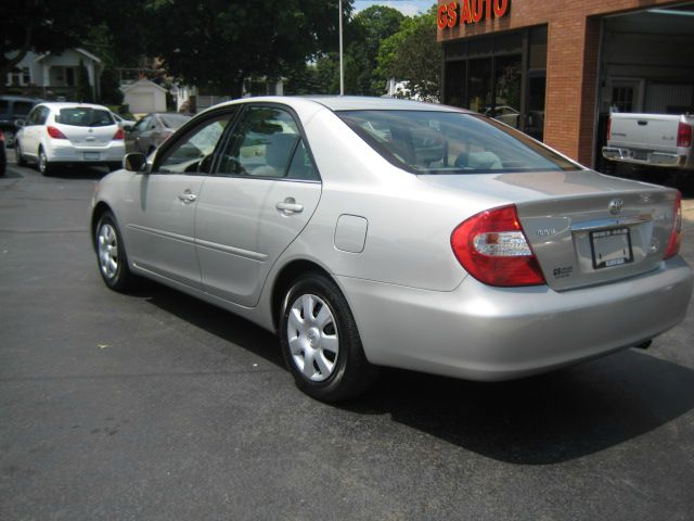 Toyota Camry 2004 photo 1