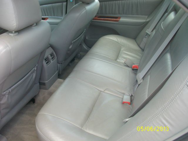 Toyota Camry SEL Sport Utility 4D Sedan