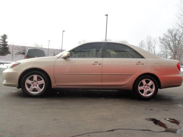 Toyota Camry 2004 photo 3