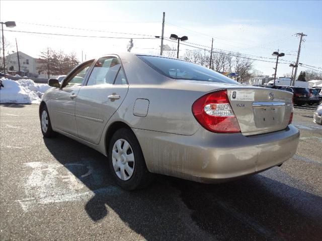 Toyota Camry 2004 photo 2