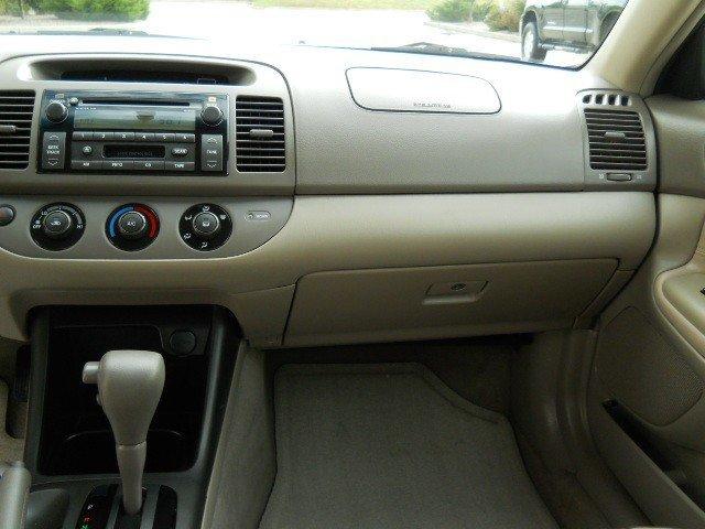 Toyota Camry 2004 photo 5