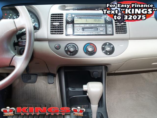 Toyota Camry 2004 photo 3