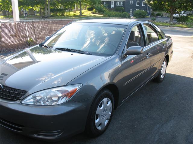 Toyota Camry 2004 photo 2