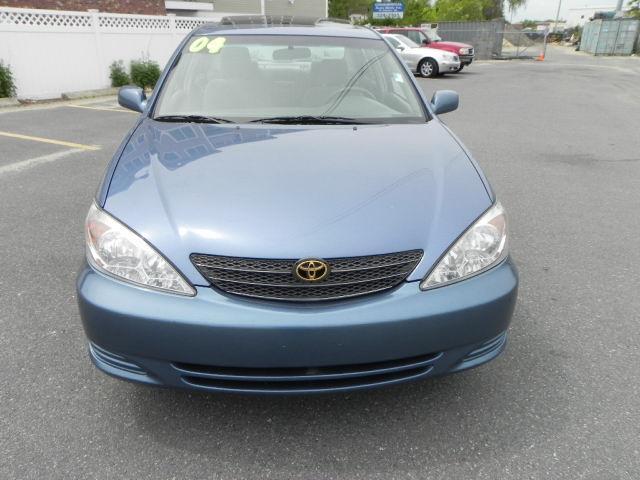 Toyota Camry 2004 photo 2