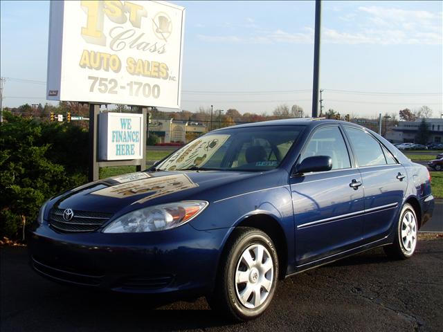 Toyota Camry SE Sedan