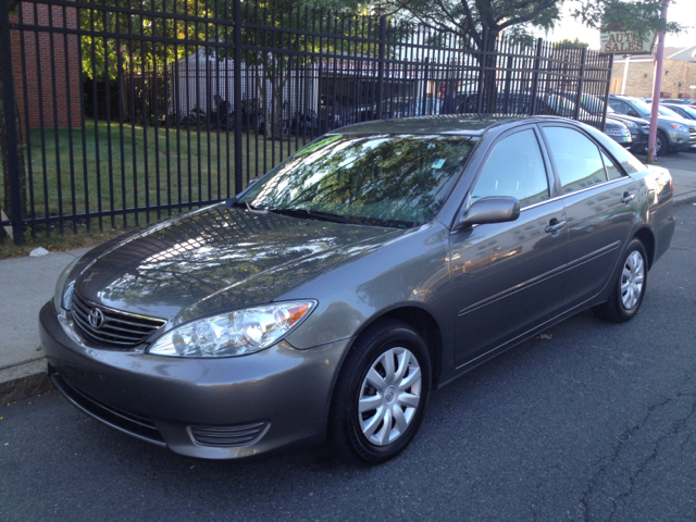 Toyota Camry 2005 photo 2