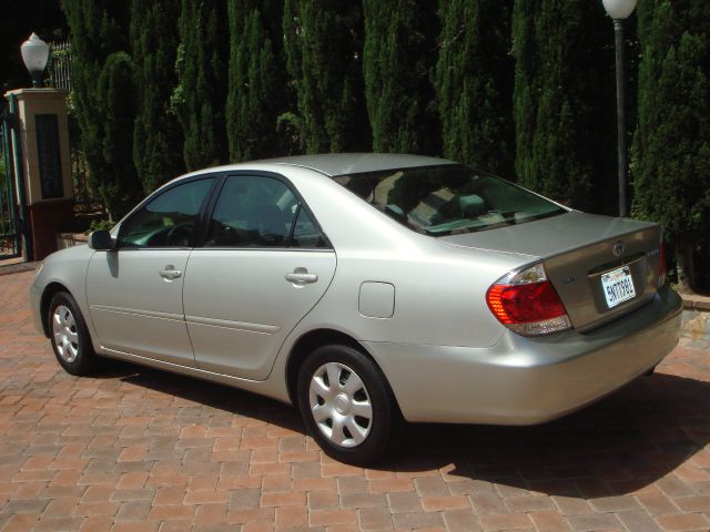 Toyota Camry 2005 photo 1
