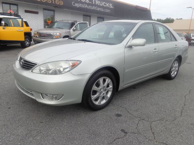 Toyota Camry Ext. Cab 6.5-ft. Bed 4WD Sedan