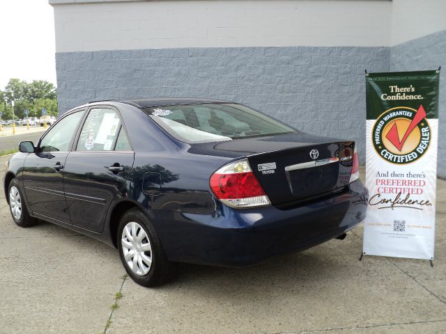 Toyota Camry 2005 photo 2