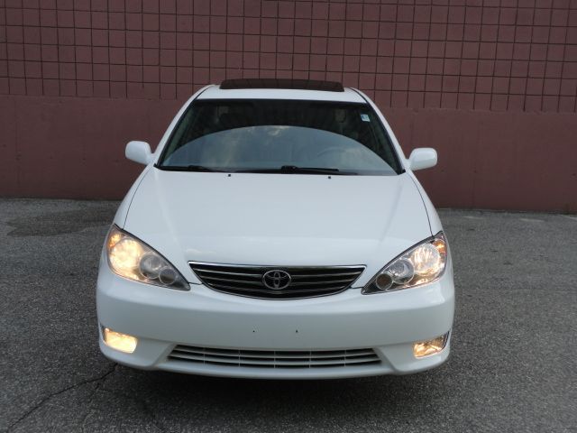 Toyota Camry 2005 photo 1