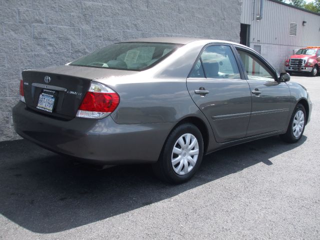 Toyota Camry 2005 photo 1