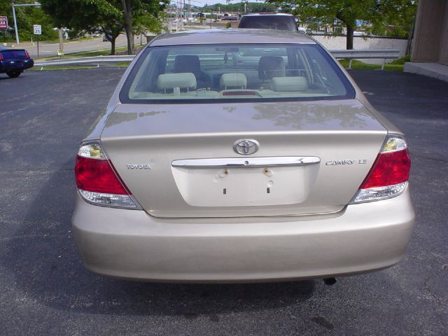 Toyota Camry 2005 photo 14