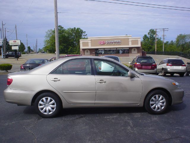 Toyota Camry 2005 photo 18