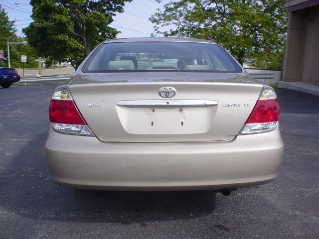 Toyota Camry 2005 photo 21