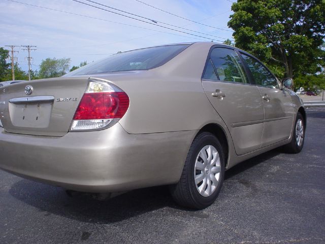 Toyota Camry 2005 photo 22