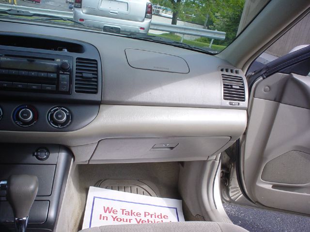 Toyota Camry 2005 photo 26