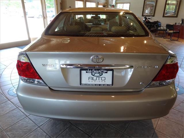 Toyota Camry 2005 photo 1