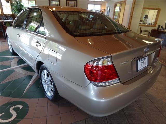 Toyota Camry 2005 photo 2