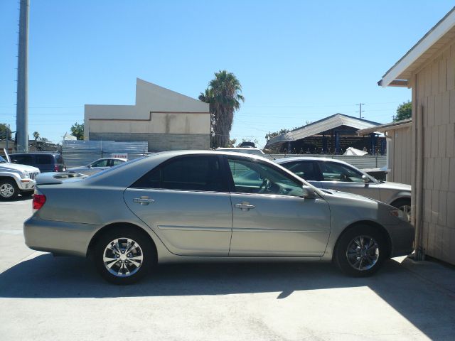 Toyota Camry 2005 photo 3