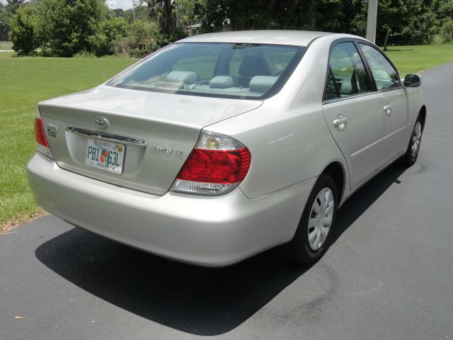 Toyota Camry 2005 photo 2